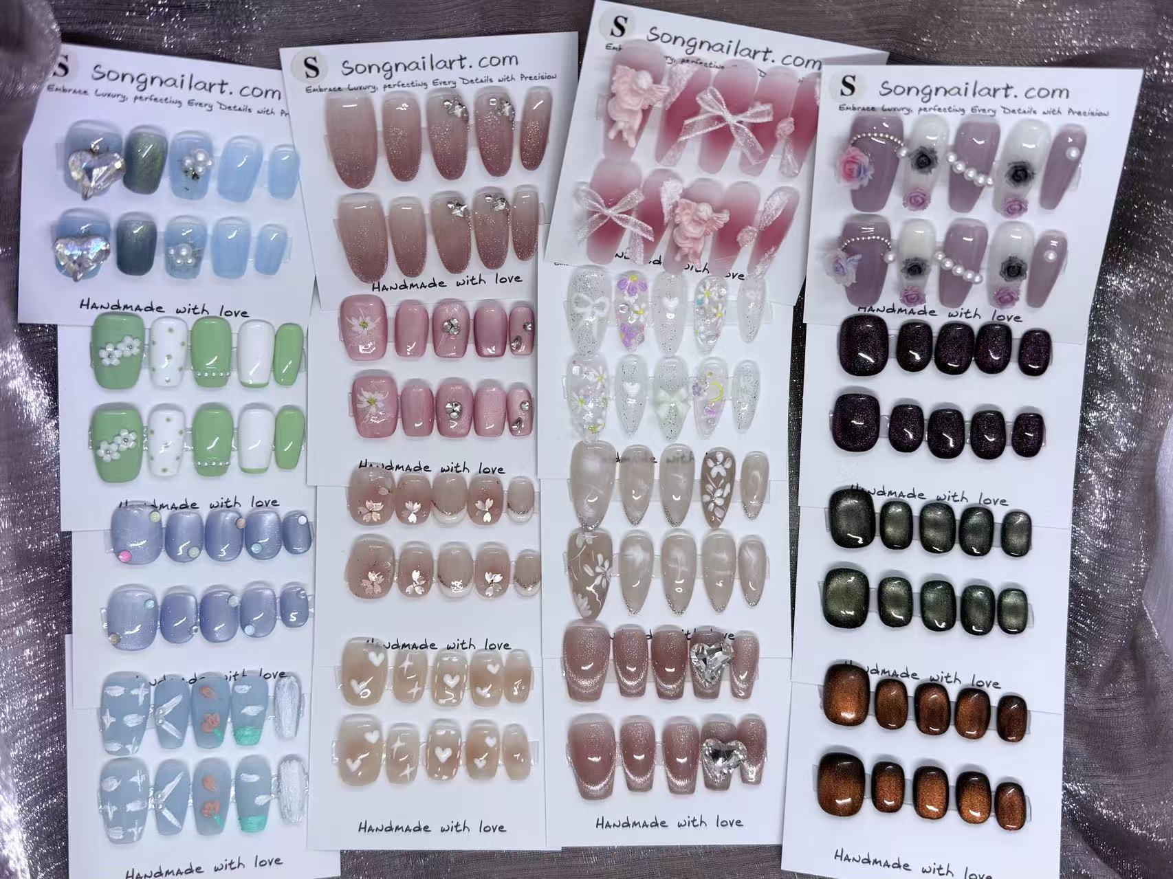 2 Sets Random Promotion Handmade Press On Nails – 20pcs (10 pcs/set)