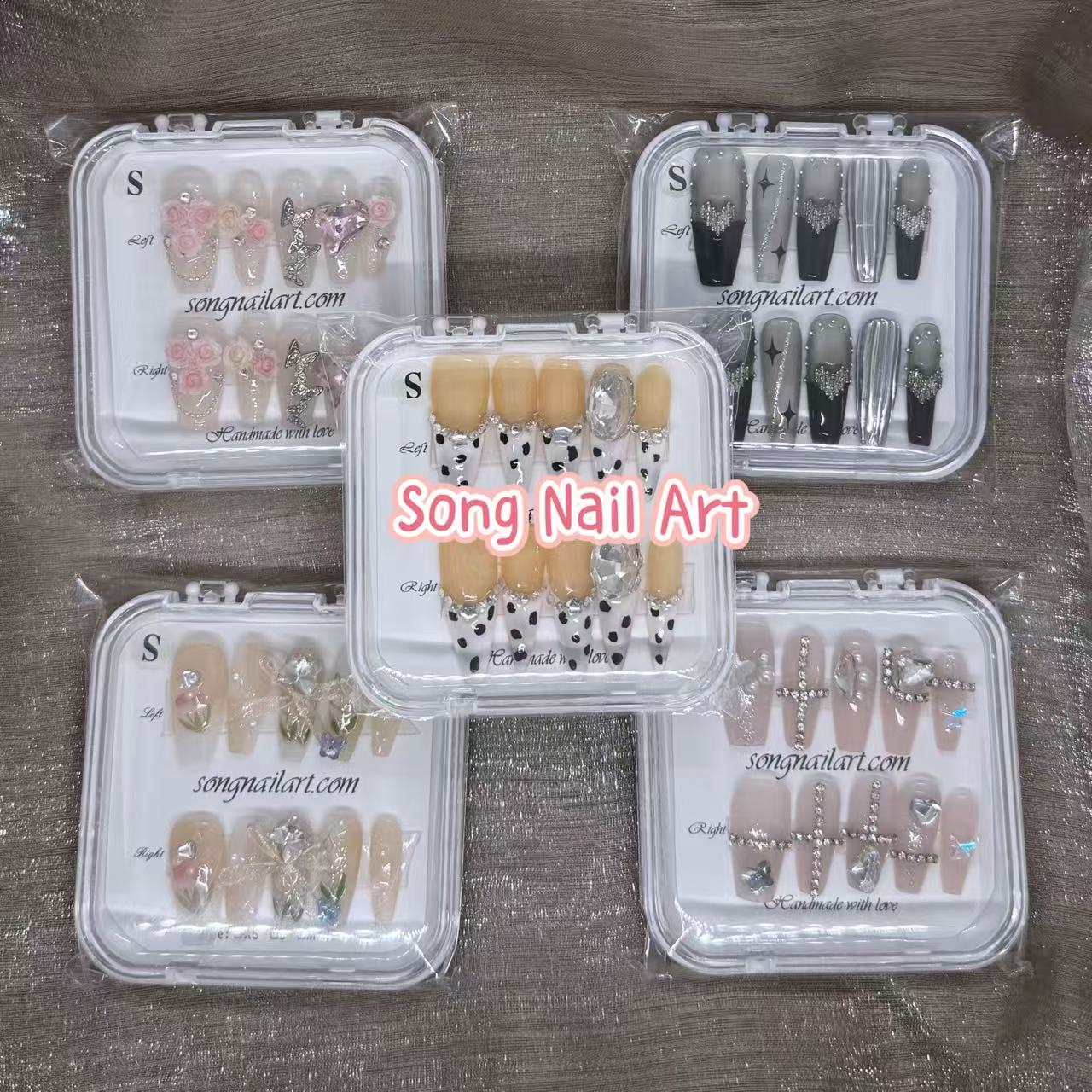 2 Sets Random Luxury Handmade Press On Nails – 20pcs (10 pcs/set)